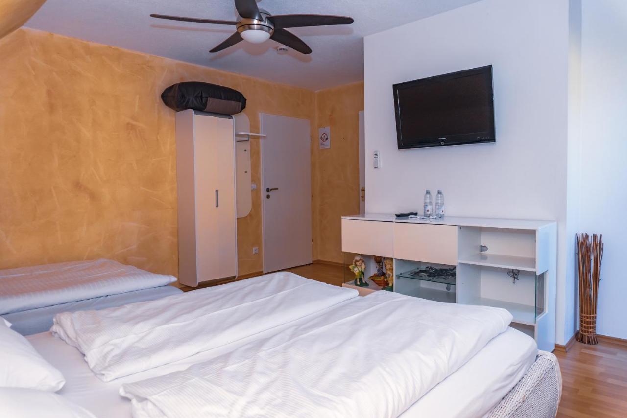 Eisberg Hotel Rust Gastehaus Zewnętrze zdjęcie